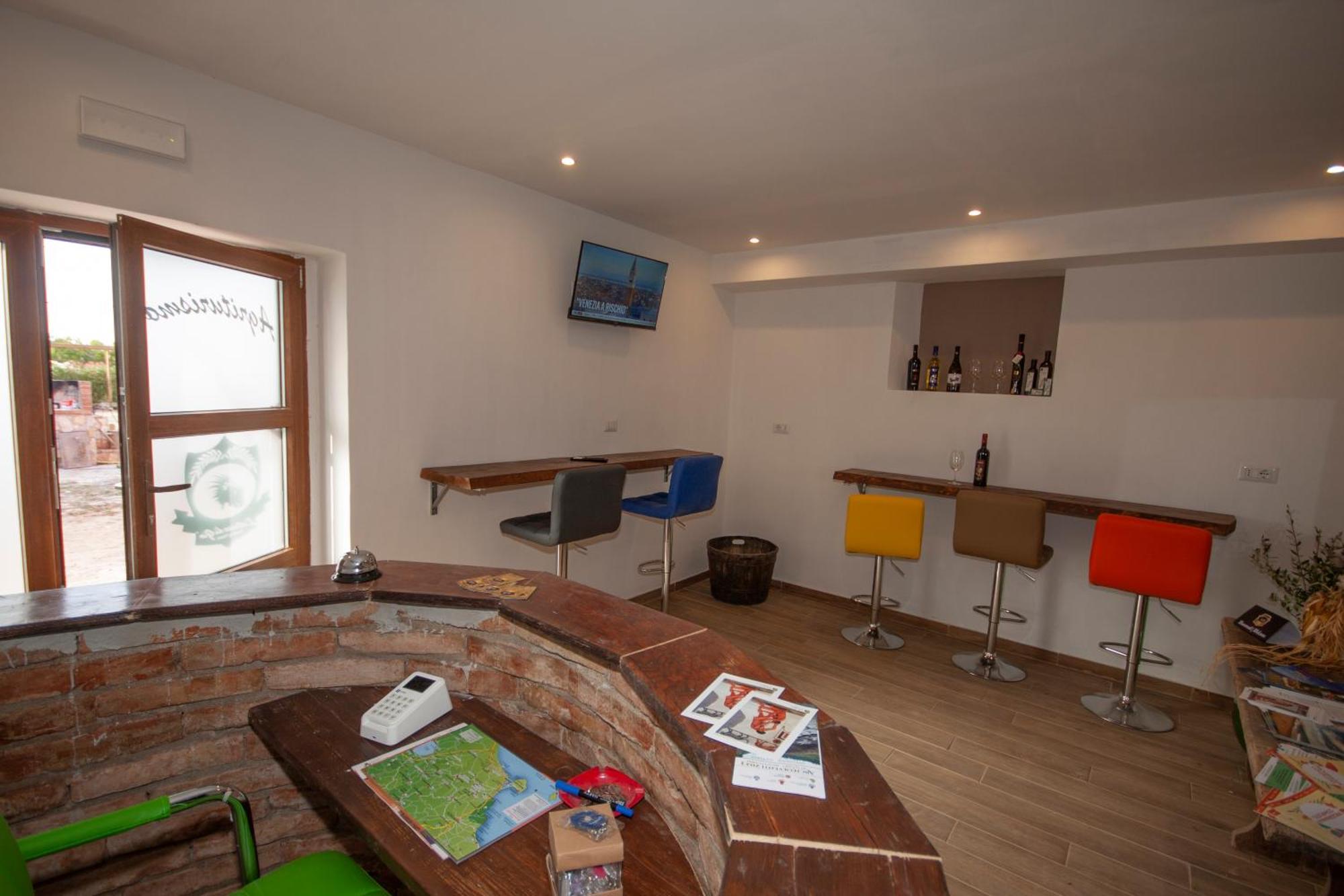 Agriturismo L'Istrice Di Gio Montalto di Castro Bagian luar foto