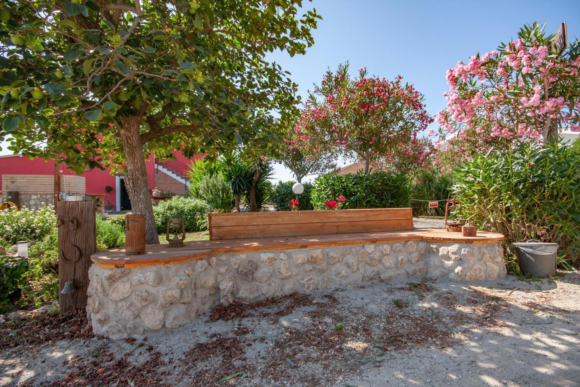 Agriturismo L'Istrice Di Gio Montalto di Castro Bagian luar foto